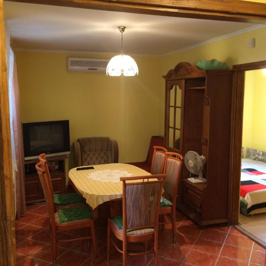 David Apartman Gardony Ngoại thất bức ảnh